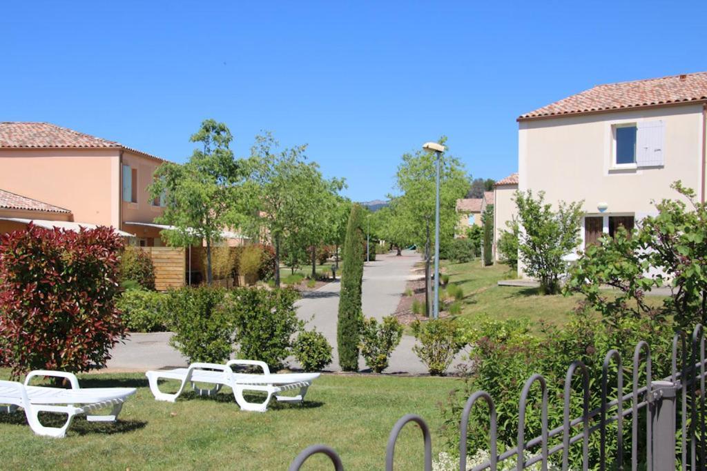 אובינן Chez Bruno Et Benedicte - Residence Du Ventoux מראה חיצוני תמונה
